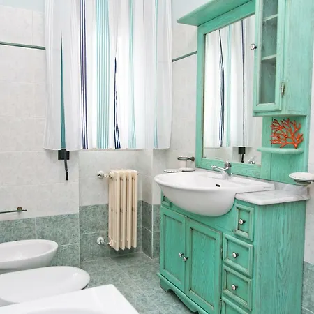 Pensjonat Bluemarine 3*