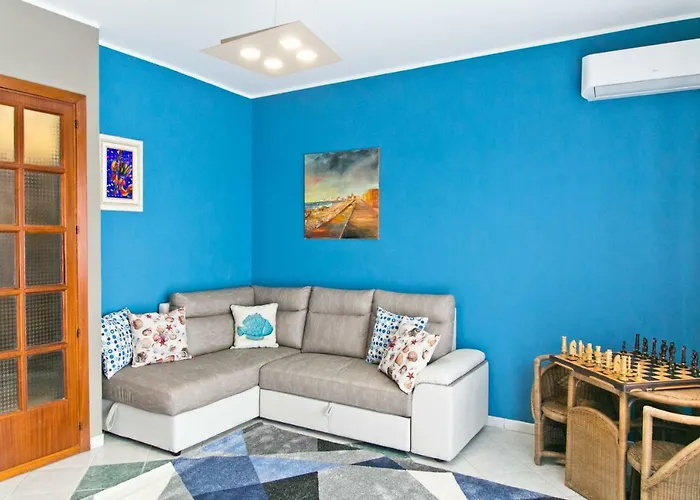 Bluemarine Guest house